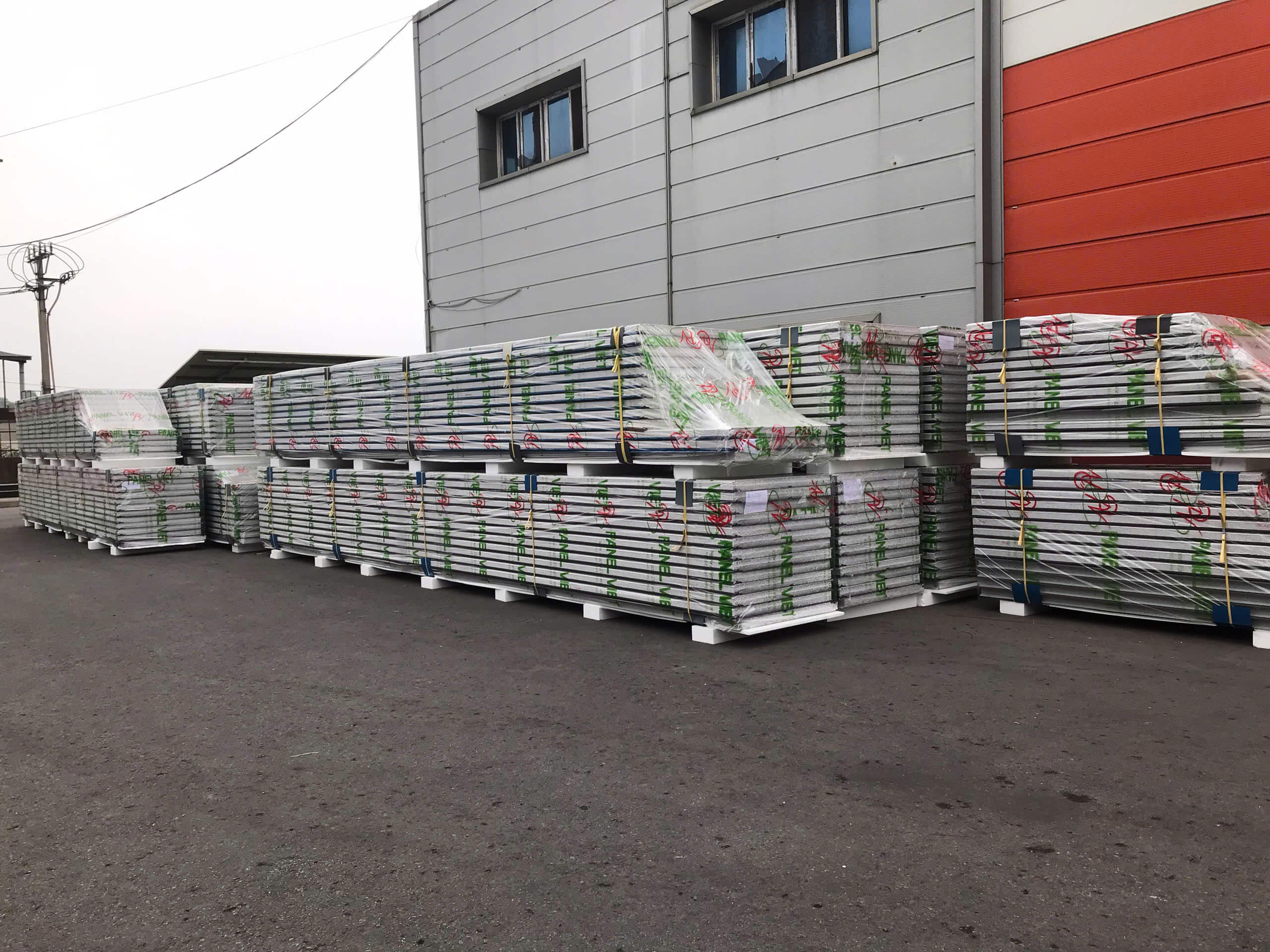 Vật Liệu Chống Cháy Lan Làm Vách Ngăn