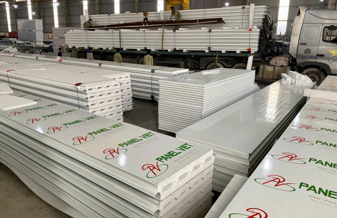 Chi Phí Vận Hành Panel Cách Nhiệt
