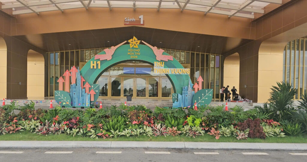  Panel Việt tại khu Hall 1 – số H21A và H21B