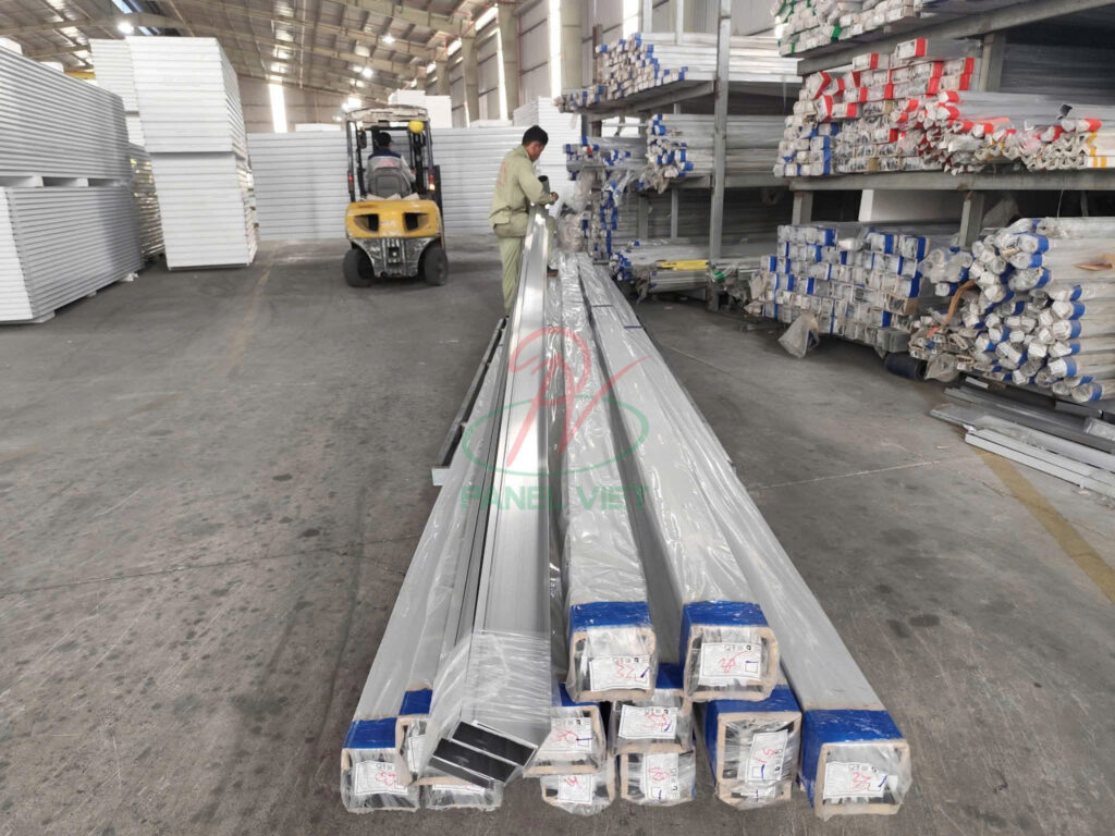 phụ kiện panel cho phòng sạch