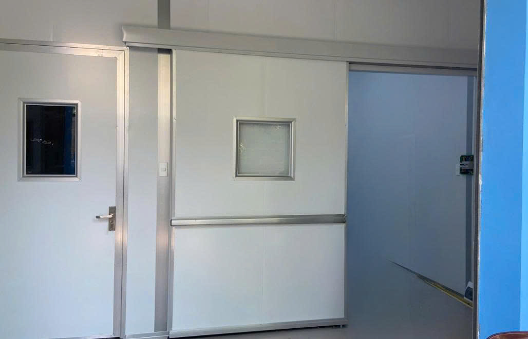 Báo Giá Cửa Trượt Panel Làm Phòng Sạch Mới Nhất