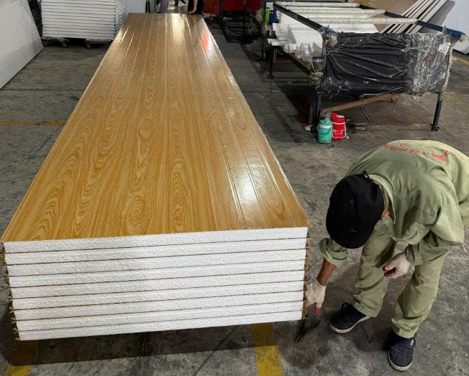 mua panel vân gỗ Bình Dương