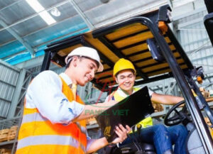 Nhân Viên Điều Vận