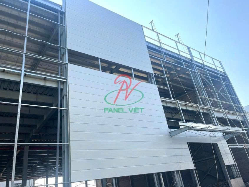 panel làm kho xưởng