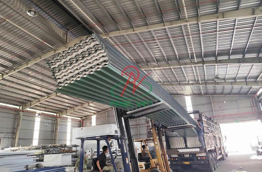 mái lợp giá rẻ cho nhà tiền chế