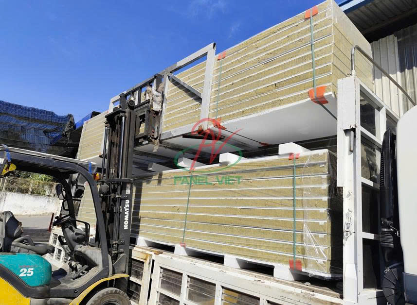 panel cách nhiệt chống nóng nhà xưởng