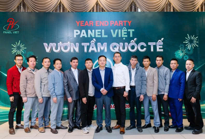 Year End Party Panel Việt